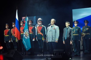 098-G-q7Zk1pQcg